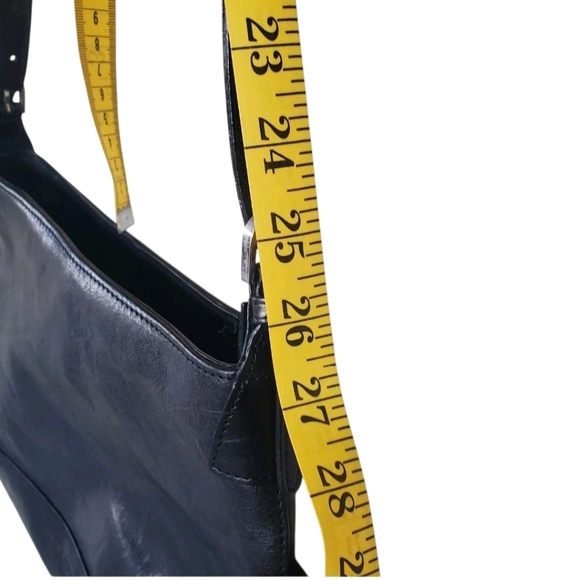 Wilsons Leather Pelle Studio Purse Black Zippered Adjustable Strap Shoulder Bag - Picture 9 of 16